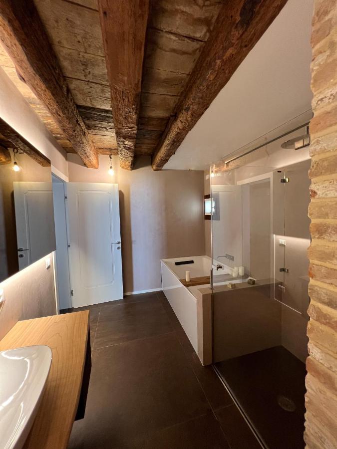 Venice Luxury Suite - Private Jacuzzi And Design Exterior foto