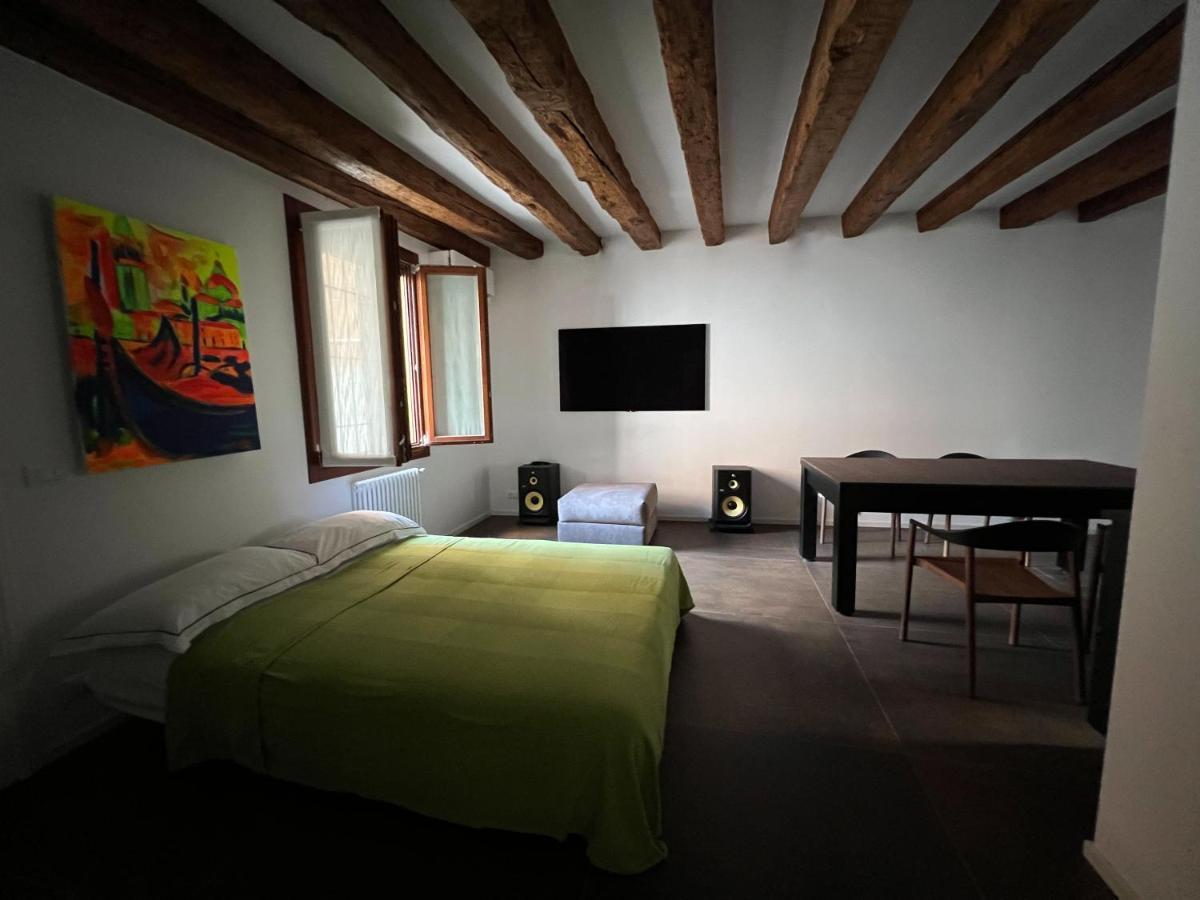 Venice Luxury Suite - Private Jacuzzi And Design Exterior foto