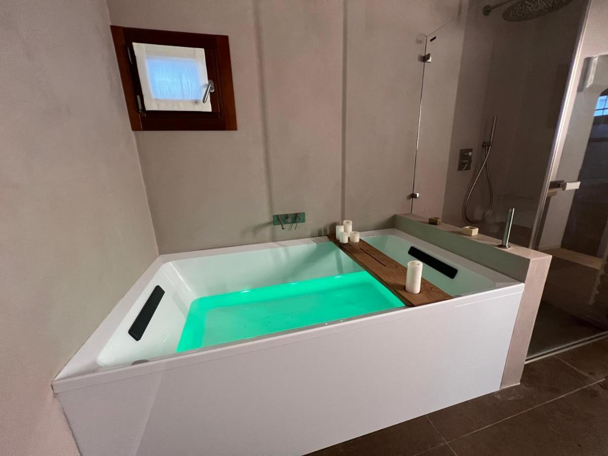 Venice Luxury Suite - Private Jacuzzi And Design Exterior foto